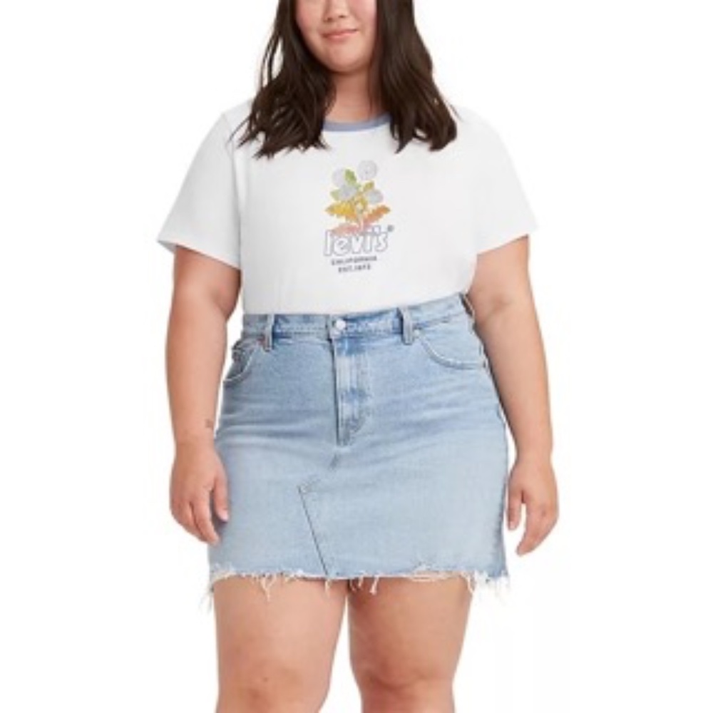 LEVI'S Women's Dandelion Cropped Jordie Graphic Tee (Plus Size) - Picture 1 of 2